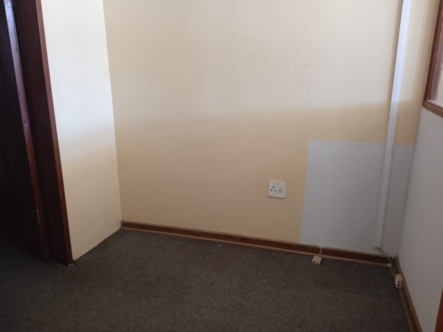 Bedroom Property for Sale in Bloemhof North West
